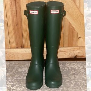 Tall HUNTER boots